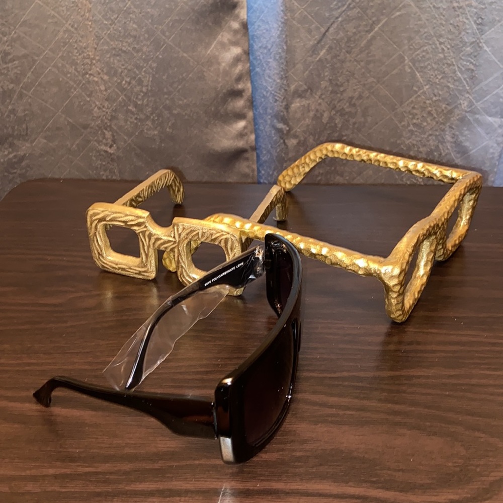 Sunglasses - Picture 2 of 3